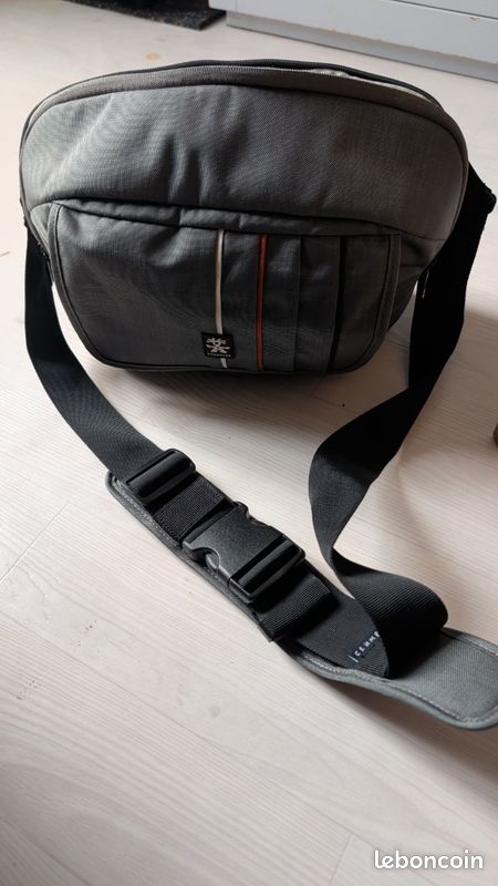 Appareil photo Samsung NX 2000 et accessoires (image 2)
