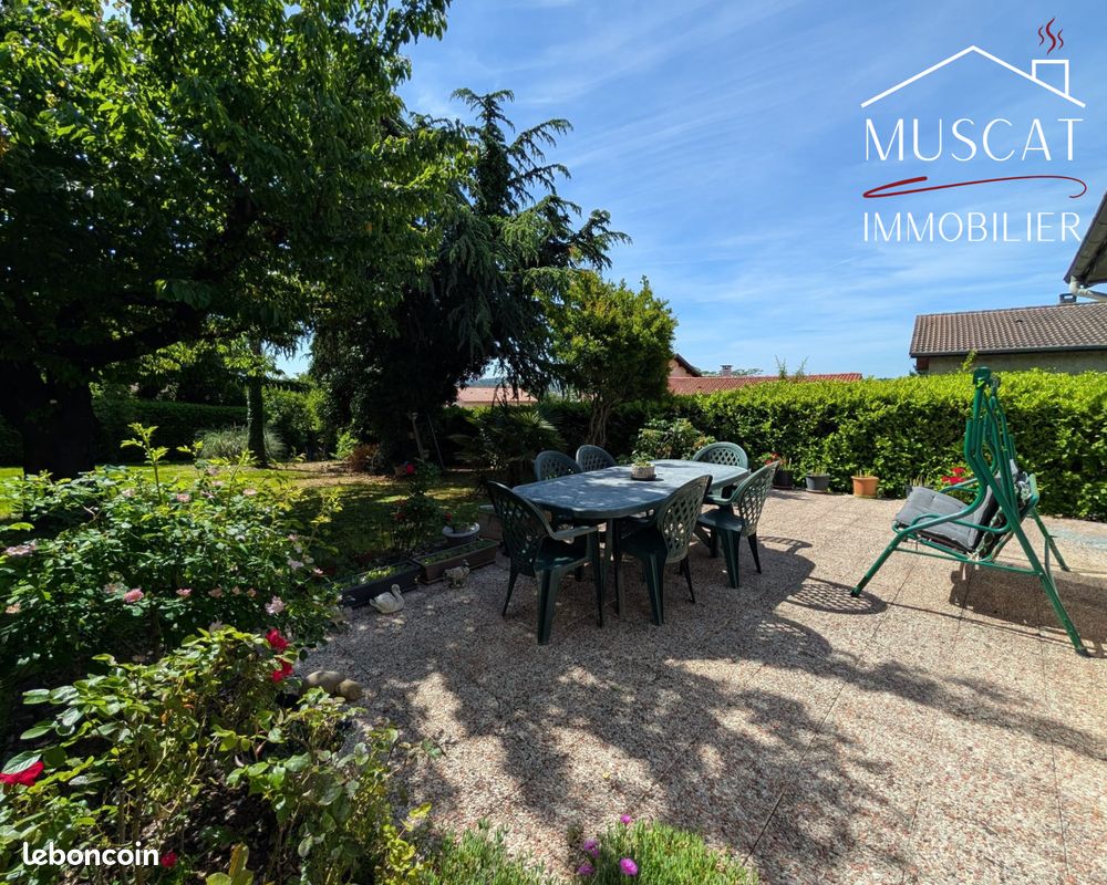 Maison 5 pièces 112 m² · à Villefontaine · 112 m² · 330 000 €