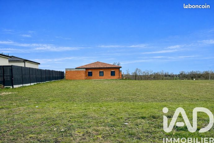 Terrain 547 m² Lasserre