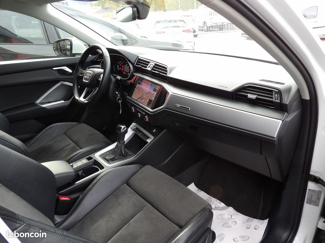 Audi Q3 SPORTBACK 35 TDI 150CH S LINE S TRONIC 7 (image 9)