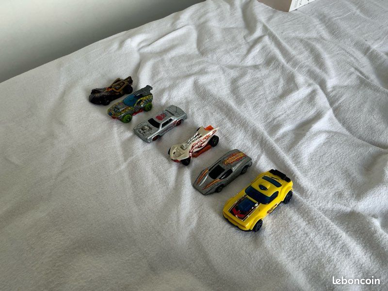 Hot Wheels City Méga Garage, coffret de jeu pour petites voitures avec circuit et pistes, Jouet pour enfant, (image 8)