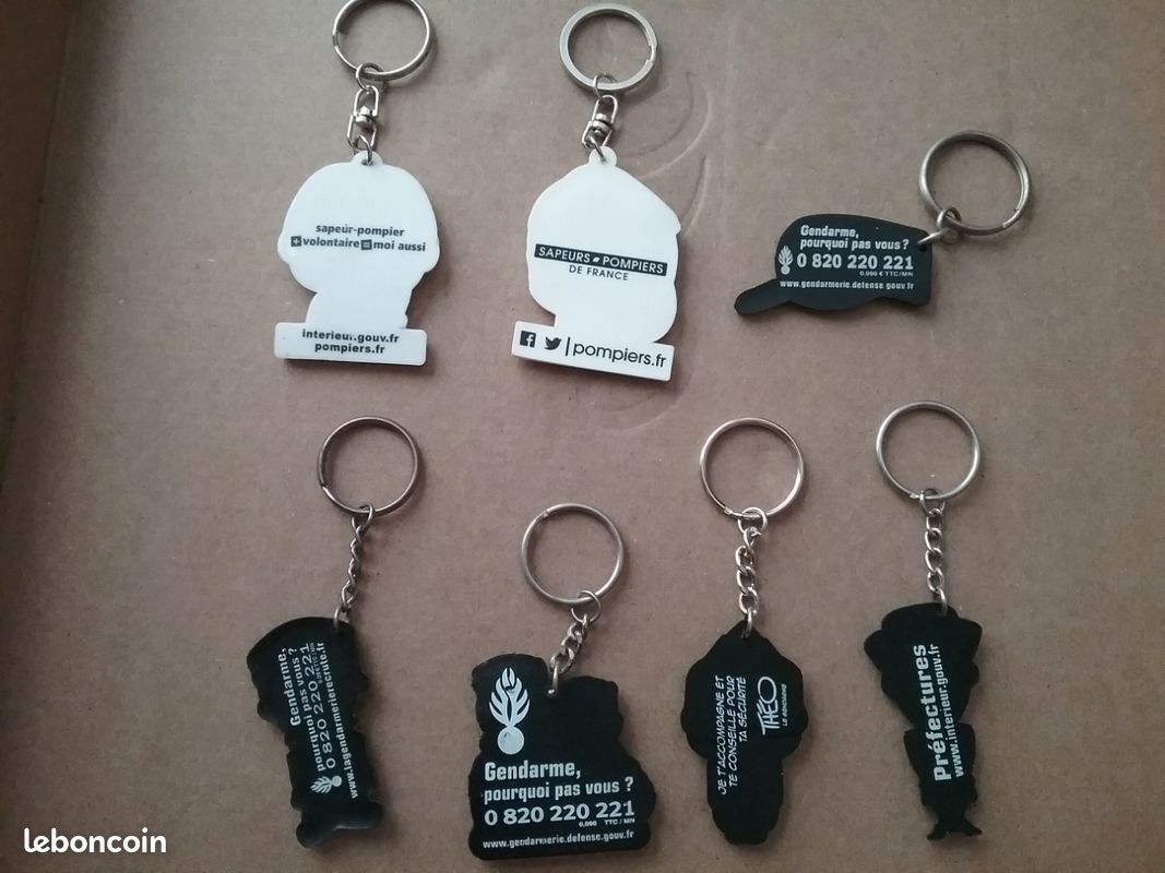 Porte clés gendarmerie, préfecture, pompiers. 1 euro chacun (image 2)