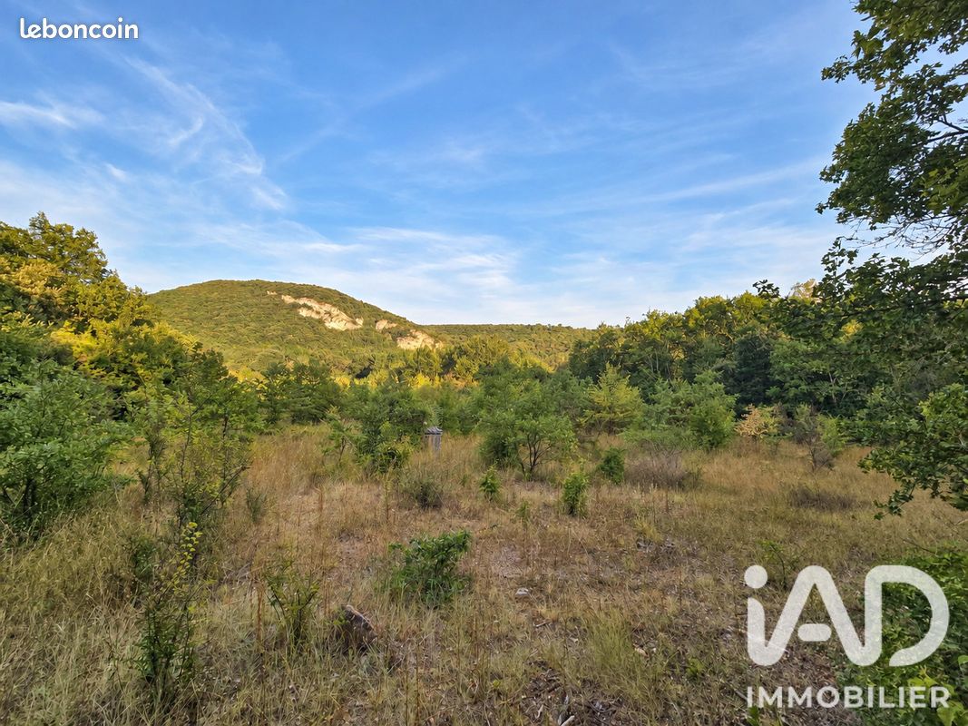 Terrain 11486 m² · à Cornillon · 11 486 m² · 25 000 €