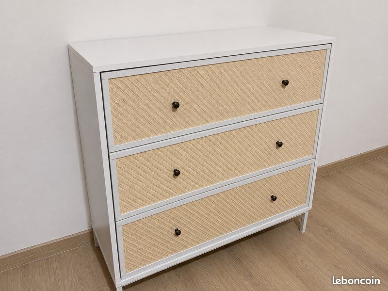 Commode (image 2)