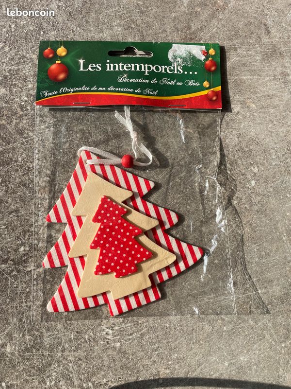 Décoration de Noël à suspendre sapin en bois "Les intemporels" / Neuf (image 1)