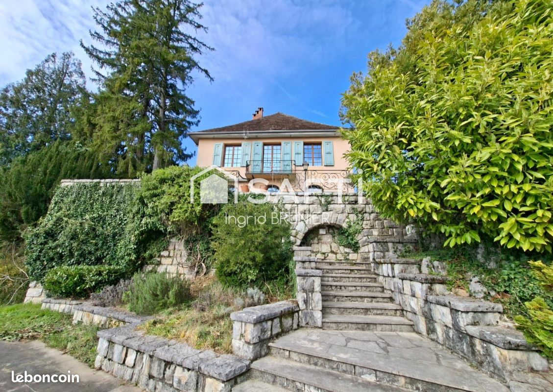 Maison 10 pièces 428 m² · à Chindrieux · 428 m² · 925 000 €