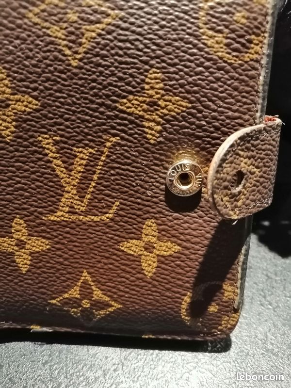 Porte monnaie Louis Vuitton (image 1)