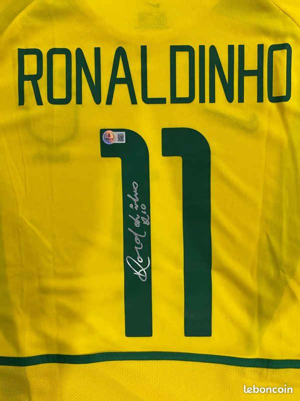 Ballon De Football Brésil Signé Ronaldinho - Avec Cadre Et Certificat Beckett