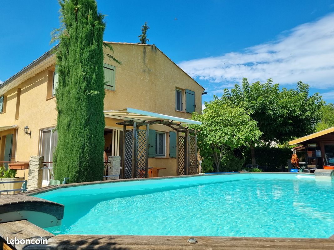 Maison 10 pièces 200 m² · à Forcalquier · 200 m² · 540 000 €