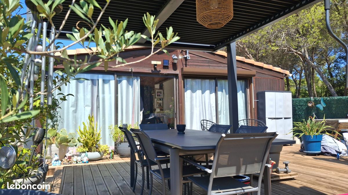 Maison 3 pièces 55 m² · à Le Castellet · 55 m² · 275 000 €