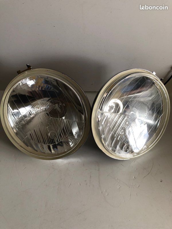 Paire neuve Cibié Oscar – Valeo 067685 GC155 (1990) A110 R8G (image 1)