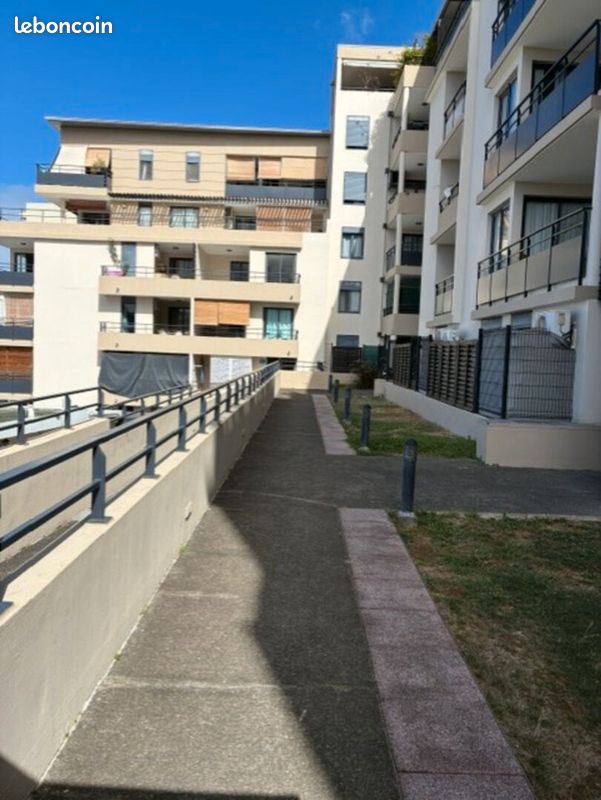 Appartement 2 pièces 44 m² · à Saint-Denis · 44 m² · 651 €/mois