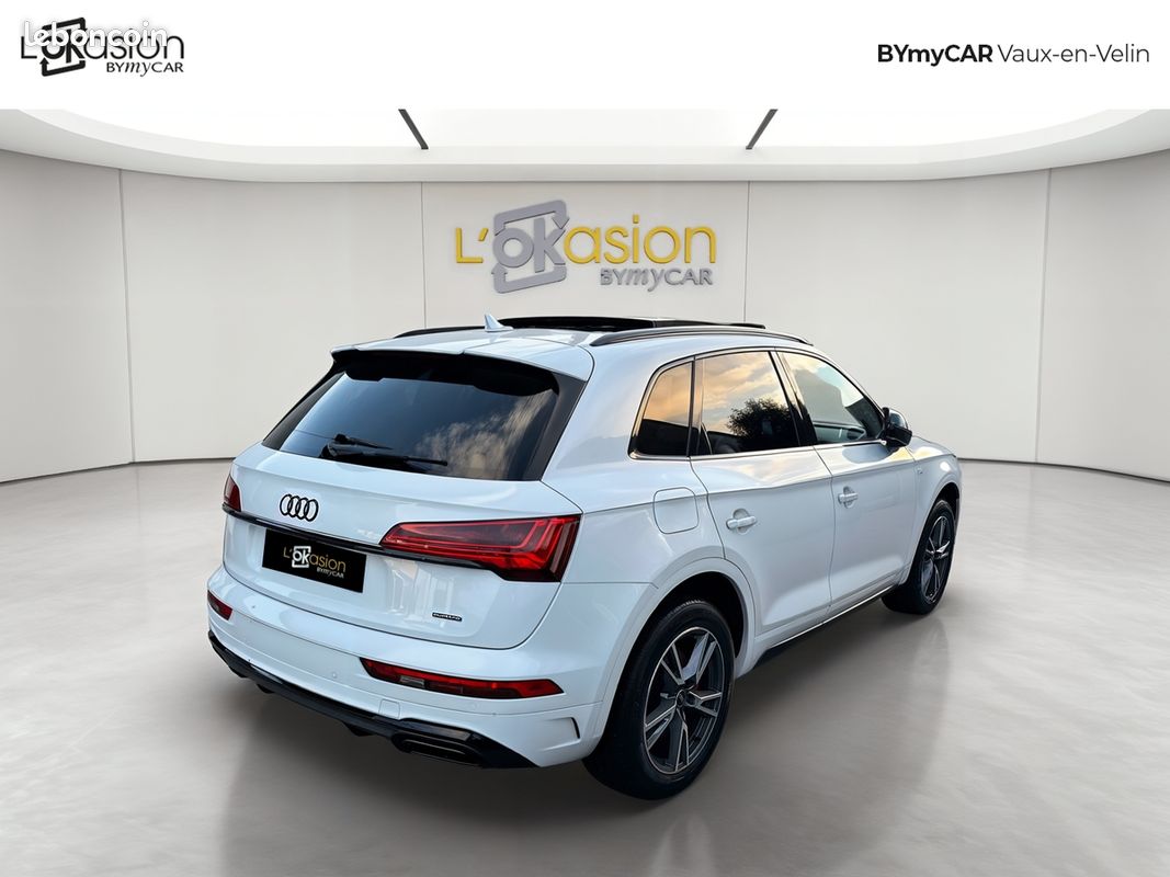 AUDI Q5 50 TFSIe 299 S tronic 7 Quattro S line (image 5)