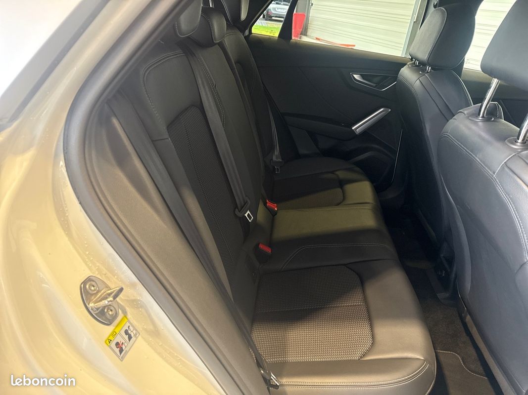 AUDI Q2 35 TFSI 150 S tronic 7 S line (image 27)