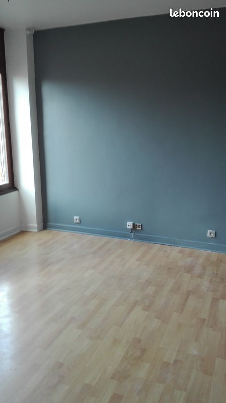 Appartement 6 pièces 90 m² · à La Ricamarie · 90 m² · 500 €