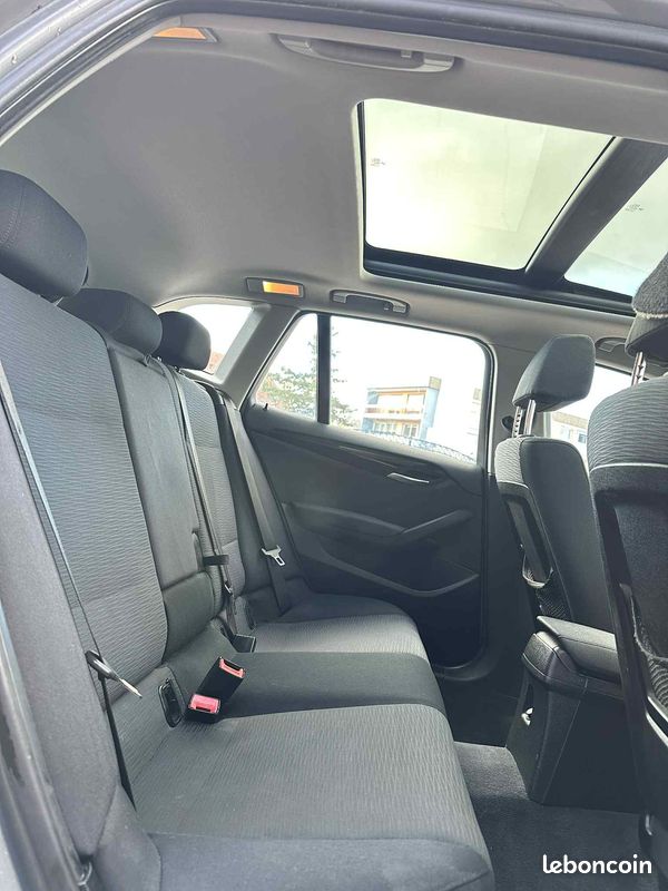 Bmw x1 sdrive 18d confort 143ch 2011 (image 3)