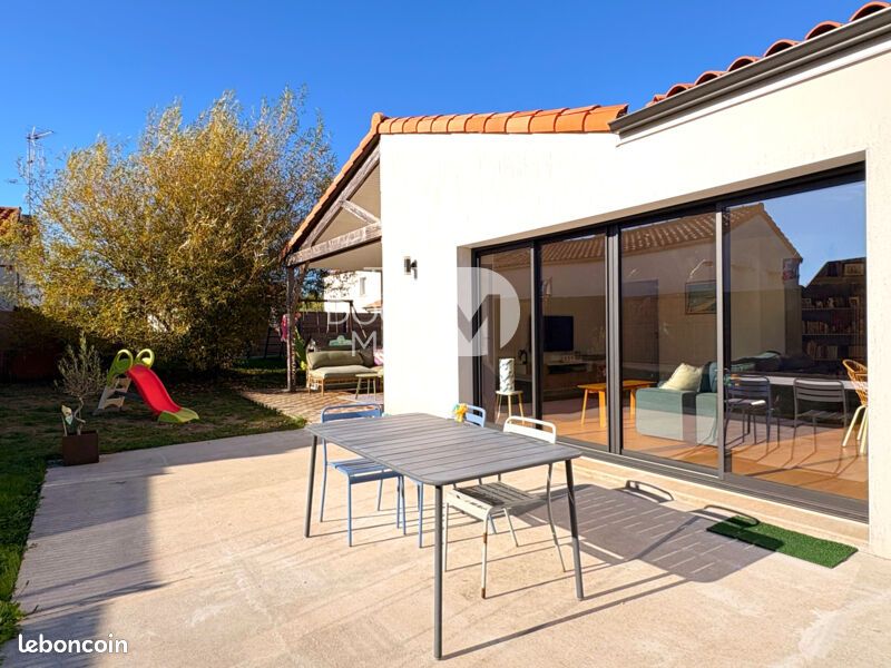 Maison 5 pièces 110 m² · à Saint-Hilaire-de-Chaléons · 110 m² · 299 000 €