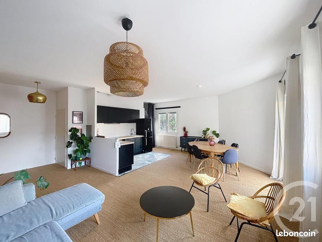 Appartement 4 pièces 91 m² · à Bordeaux · 91 m² · 275 000 €