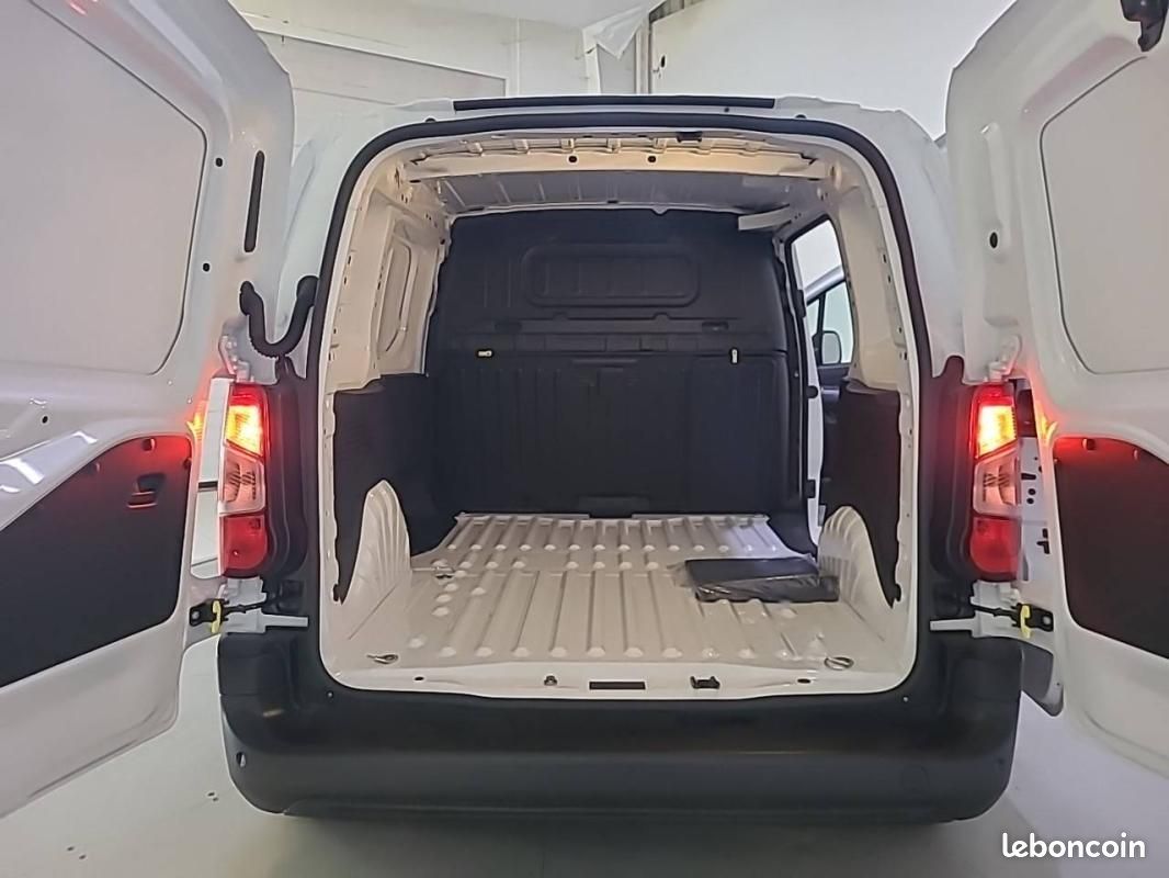 Citroën Berlingo VAN - Fourgon M Diesel 100 ch Manuelle (image 6)