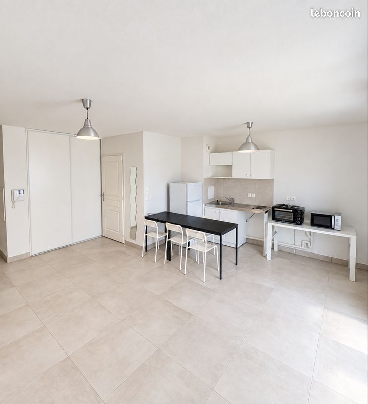 Appartement 1 pièce 32 m² · à Saint-Martin-le-Vinoux · 32 m² · 615 €/mois