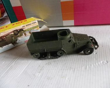 Ancien Half-track Militaire Dinky Toys - Avec Boîte D'origine, Jouet Vintage