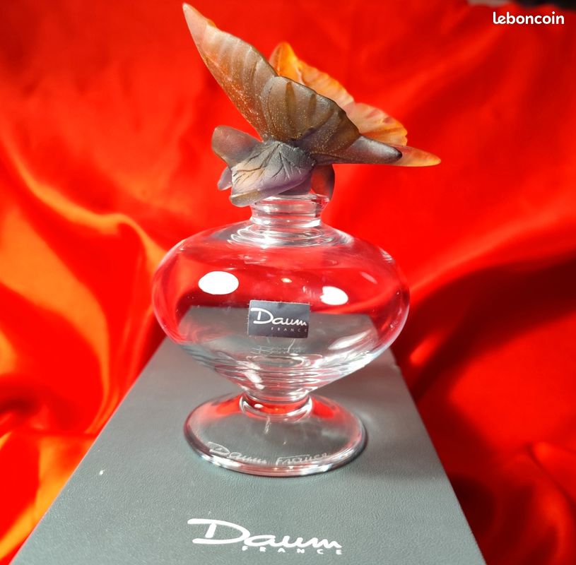 Daum flacon parfum cristal papillon nature (image 2)