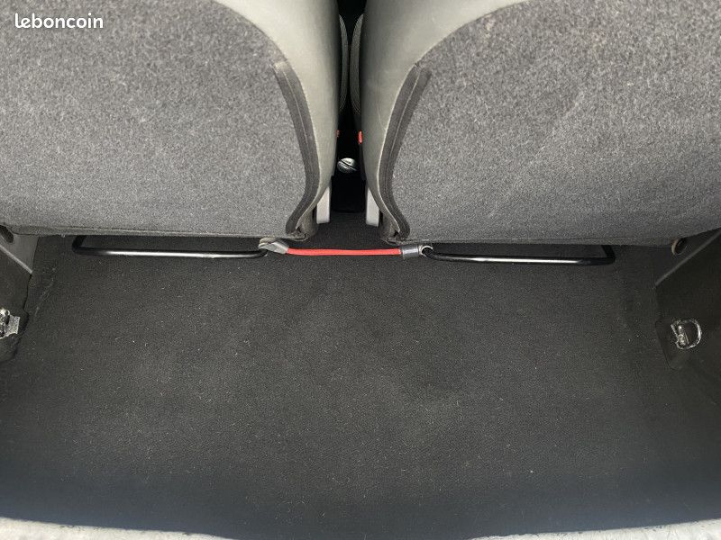 Renault TWINGO II 1.5 DCI 75CH DYNAMIQUE ECO² (image 17)