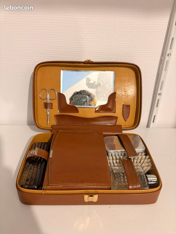 Trousse De Toilette Vintage Simili Cuir Noir - Jamais Servie