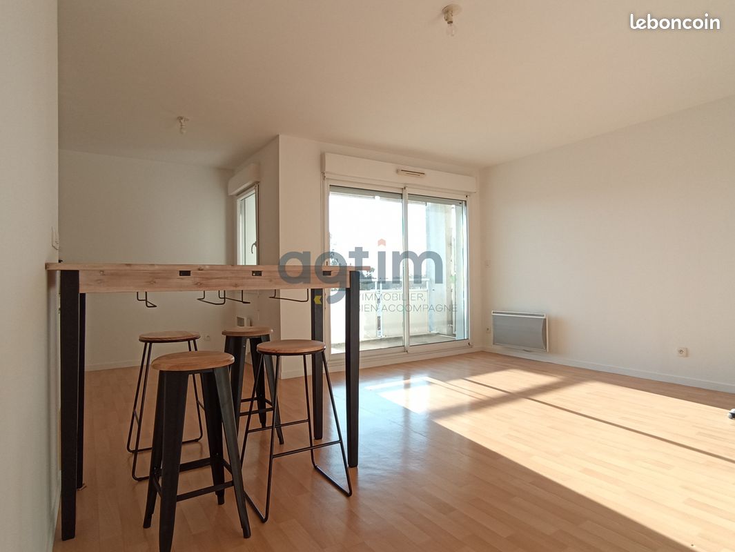Appartement 2 pièces 47 m² · à La Roche-sur-Yon · 47 m² · 630 €/mois