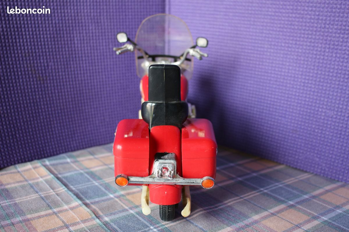 Moto en plastique wai dick toys (image 4)