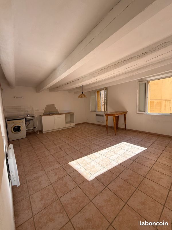 Appartement 2 pièces 54 m² · à Marseille · 54 m² · 690 €/mois