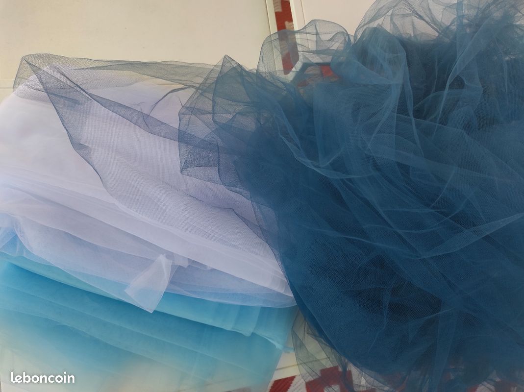 Tissu tulle (image 1)