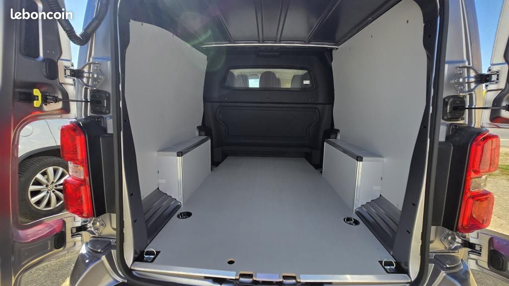 EN STOCK PRIX TTC soit 33332 HT JUMPY NEUF CAB APPRO XL 2.2 B- hdi 180CH EAT8 - PACK PREMIUM CONNECT + Pack LOOK + Pack 3 Caméra + CLIM AUTO + DEUX PORTES LAT / 6 places fixes - tva récupérable (image 8)