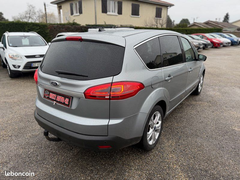 FORD S-Max I Phase 2 2.0 TDCi 16V Titanium Powershift 140 cv (image 4)