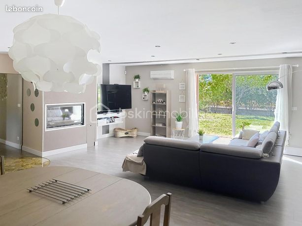 Villa 6 pièces 146 m²