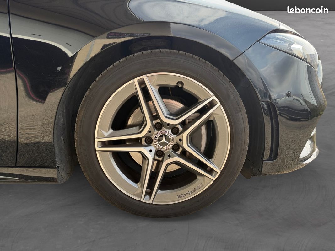 MERCEDES CLASSE A BERLINE A180 D AMG LINE 7G-DCT 116Ch Caméra 360 Sièges chauffants CarPlay Garantie 12 mois (image 18)