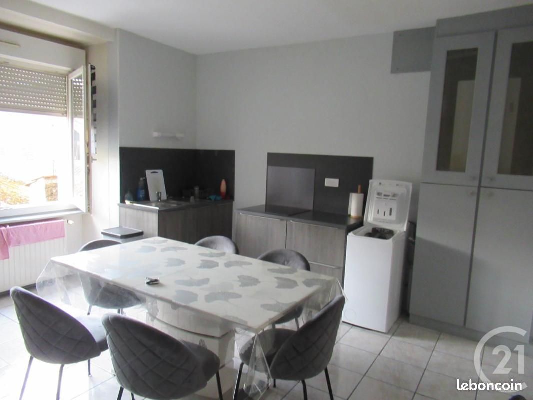 Appartement 3 pièces 61 m² · à Héricourt · 61 m² · 59 000 €