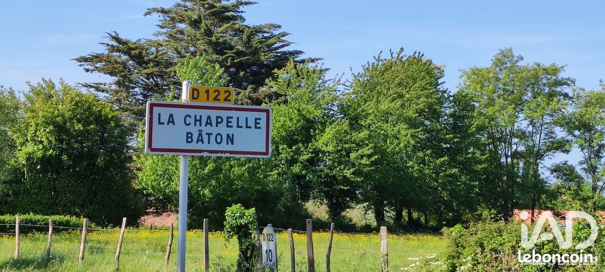 Terrain 2589 m² · à La Chapelle-Bâton · 2 589 m² · 36 000 €