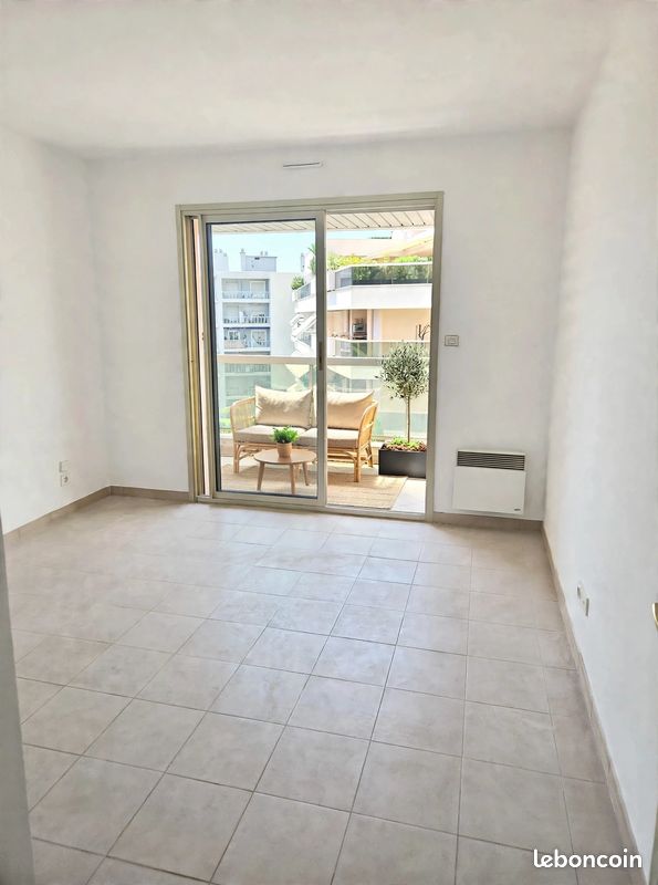 Appartement 2 pièces 53 m² · à Vence · 53,2 m² · 275 000 €