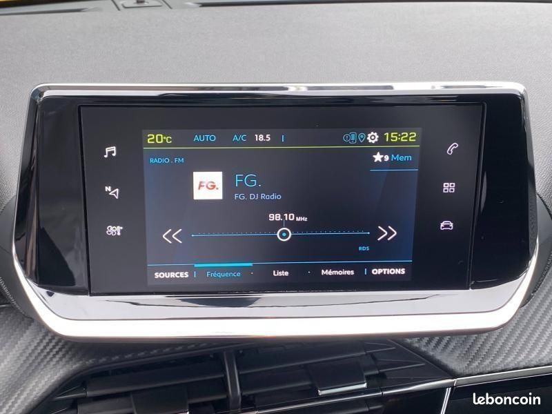 Peugeot 208 e-208 136ch Style (image 17)