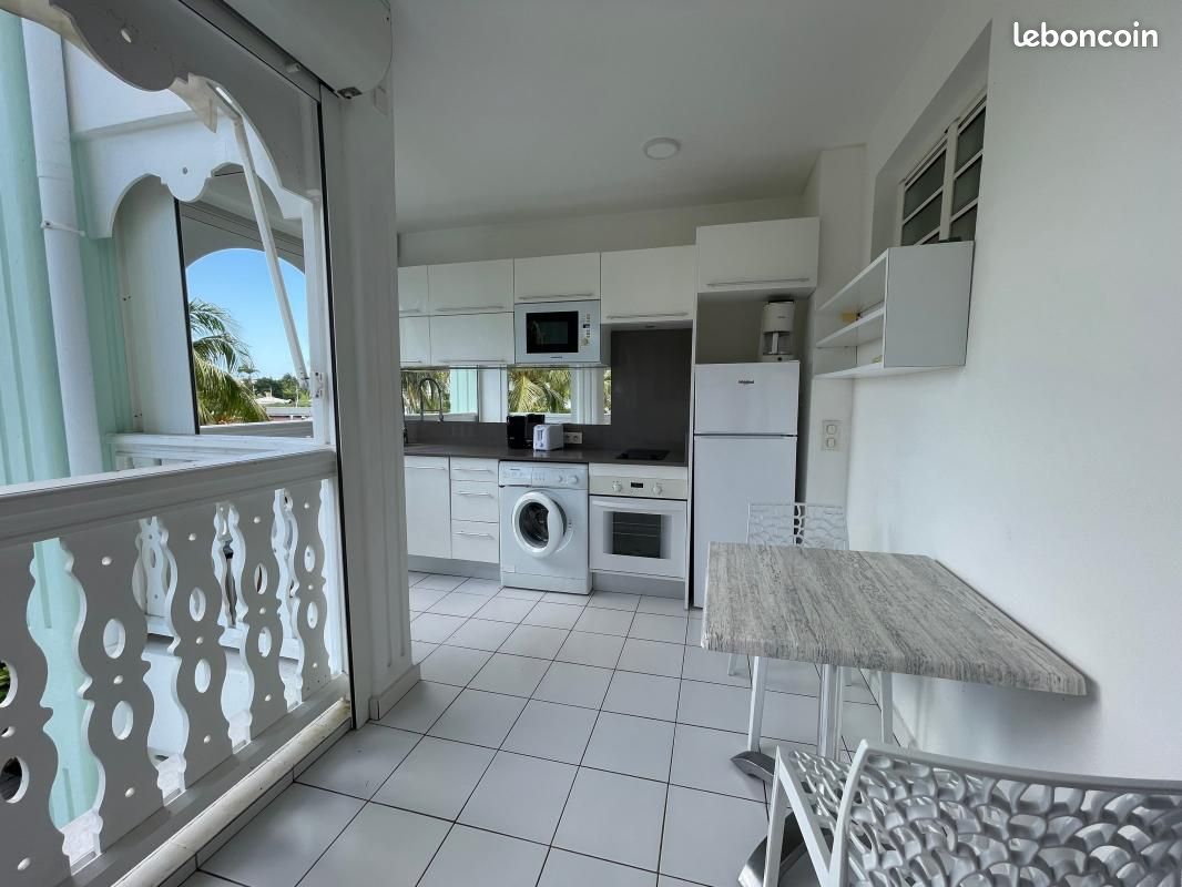 Appartement 1 pièce 17 m² · à Saint-François · 17 m² · 190 000 €