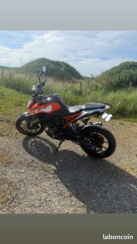 125 Duke 2017 (image 3)