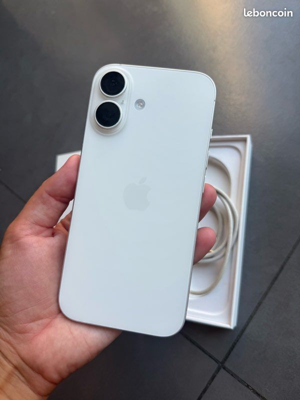 IPhone 16 (image 3)