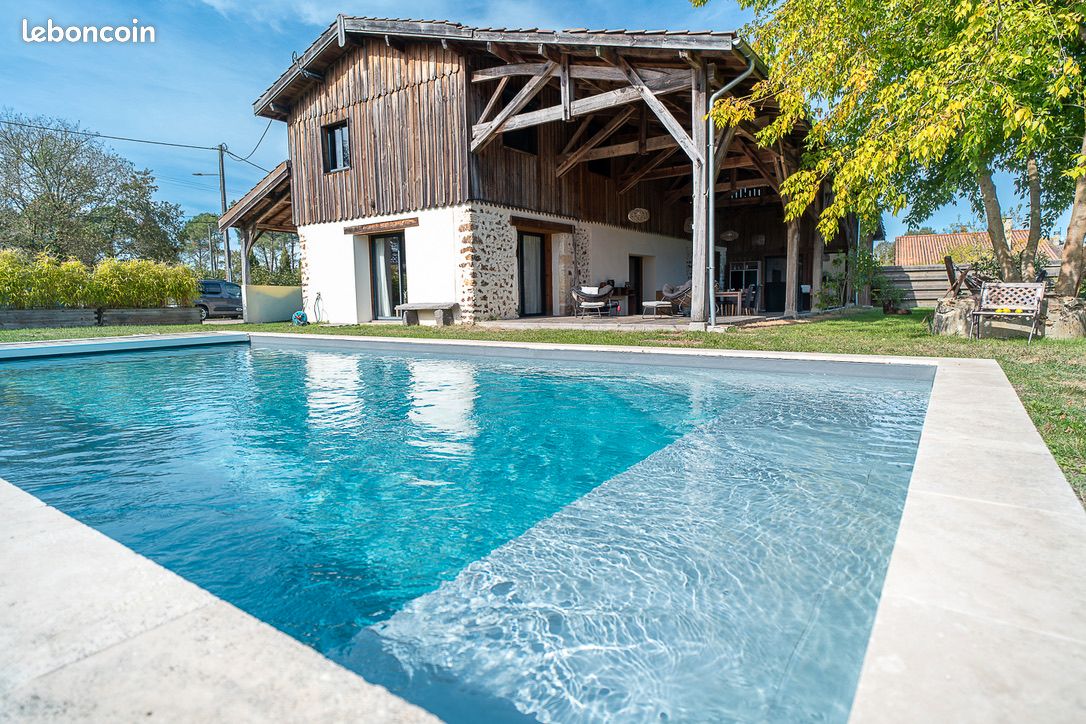 Maison 8 pièces 165 m² · à Salles · 165 m² · 635 000 €