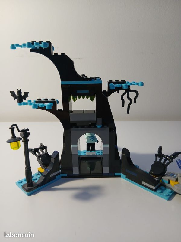 Lego Hidden side 70427 (image 5)
