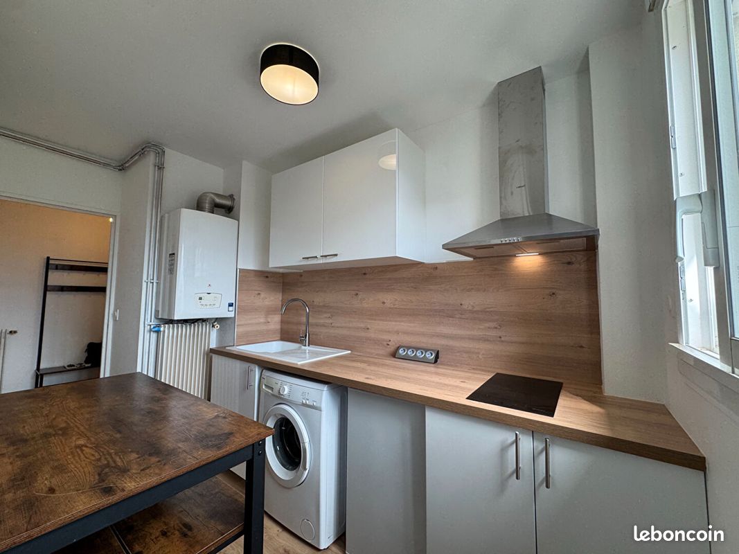 Appartement 1 pièce 28 m² · à Tours · 28 m² · 560 €/mois
