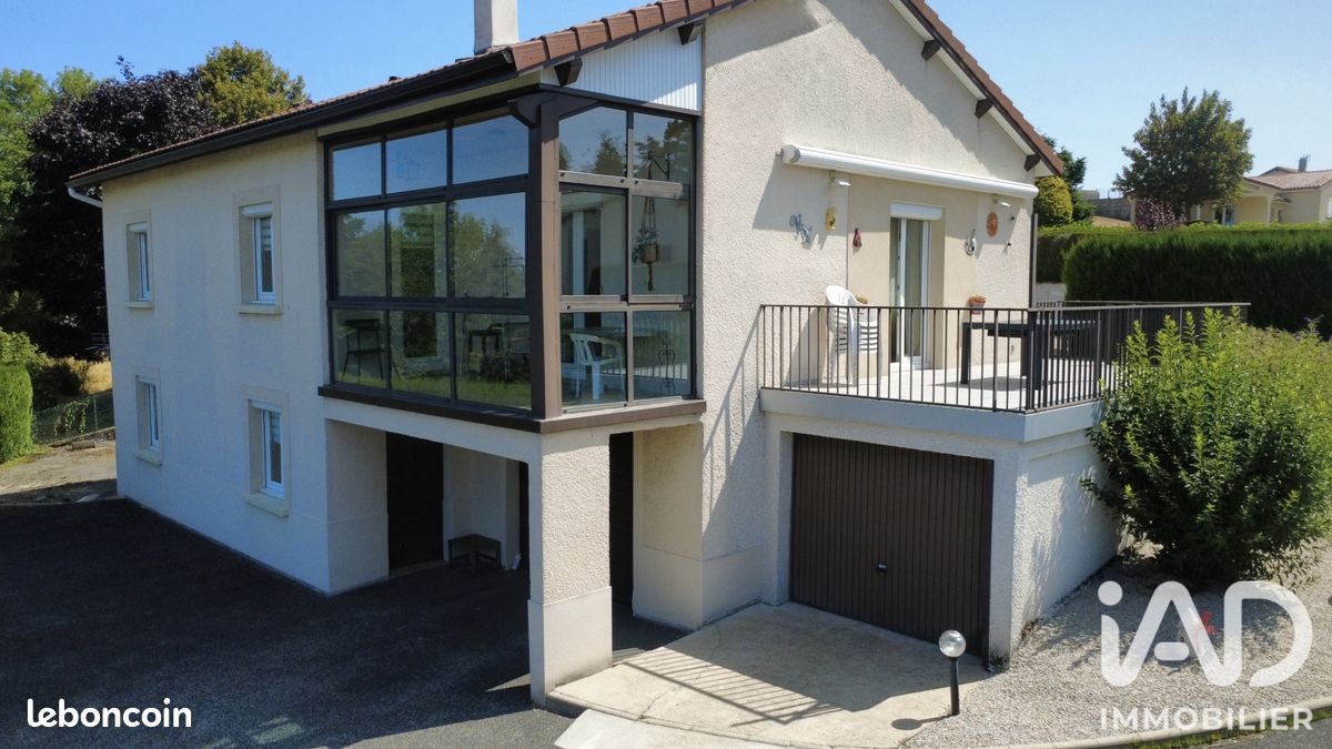 Maison 5 pièces 133 m² · à Saint-Didier-en-Velay · 133 m² · 270 000 €