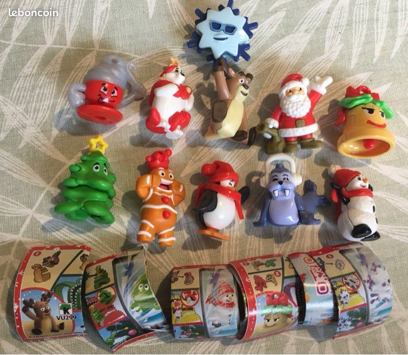 Lot 11 figurines Noel Kinder surprise VU Collection