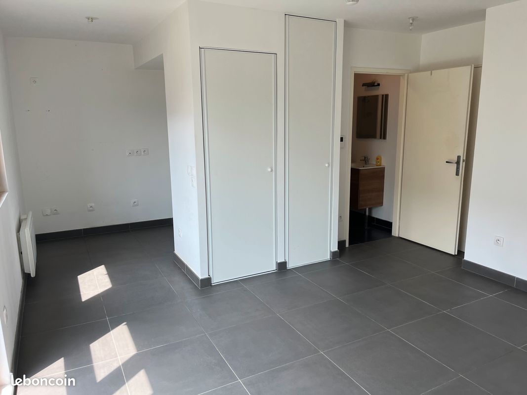 Appartement 1 pièce 25 m² · à Les Lilas · 25 m² · 179 000 €