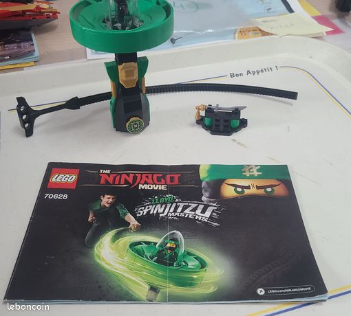 LEGO 70628 Ninjago toupie Lloyd Maître du Spinjitzu Jeux